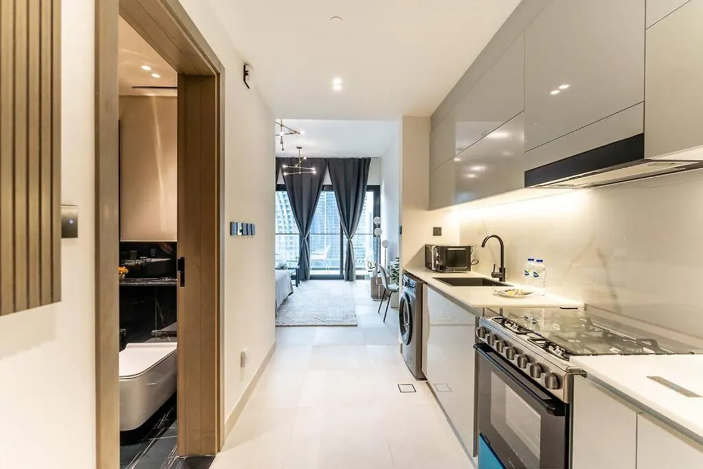 Havn - Studio In Business Bay, Burj Khalifa View Dubai Apartment