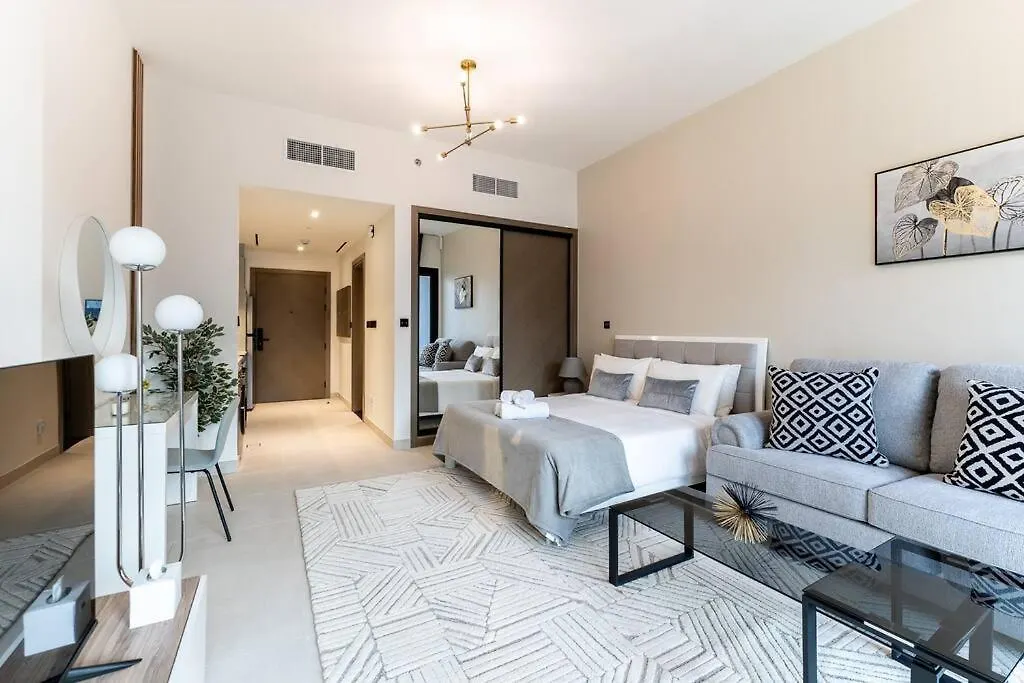 Havn - Studio In Business Bay, Burj Khalifa View Dubai Apartment